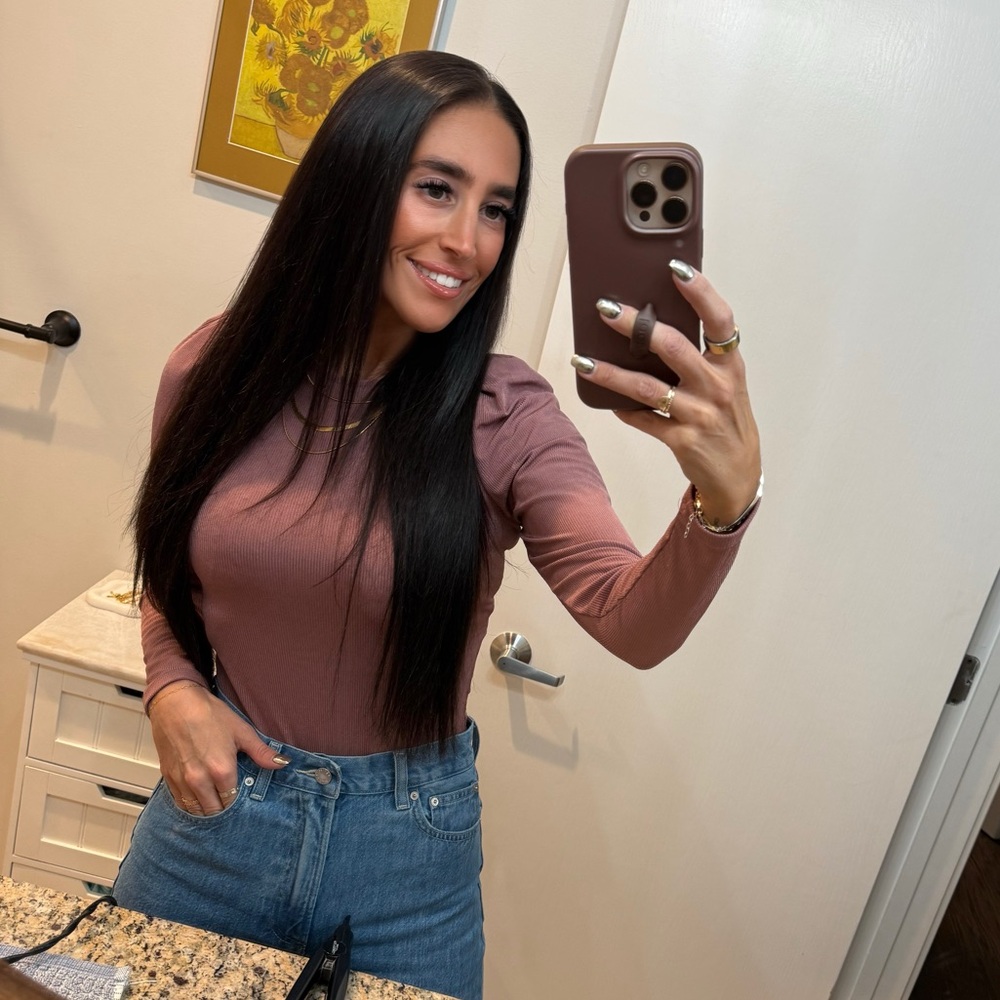 Meet your Posher, Danielle